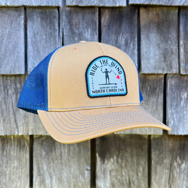 BLACKBEARD SURFER TRUCKER